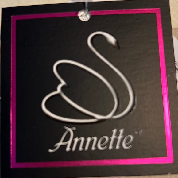 NWT Annette Post Surgery Face and Neck Compression Wrap 17396MIX Nude Fits All - Picture 5 of 6